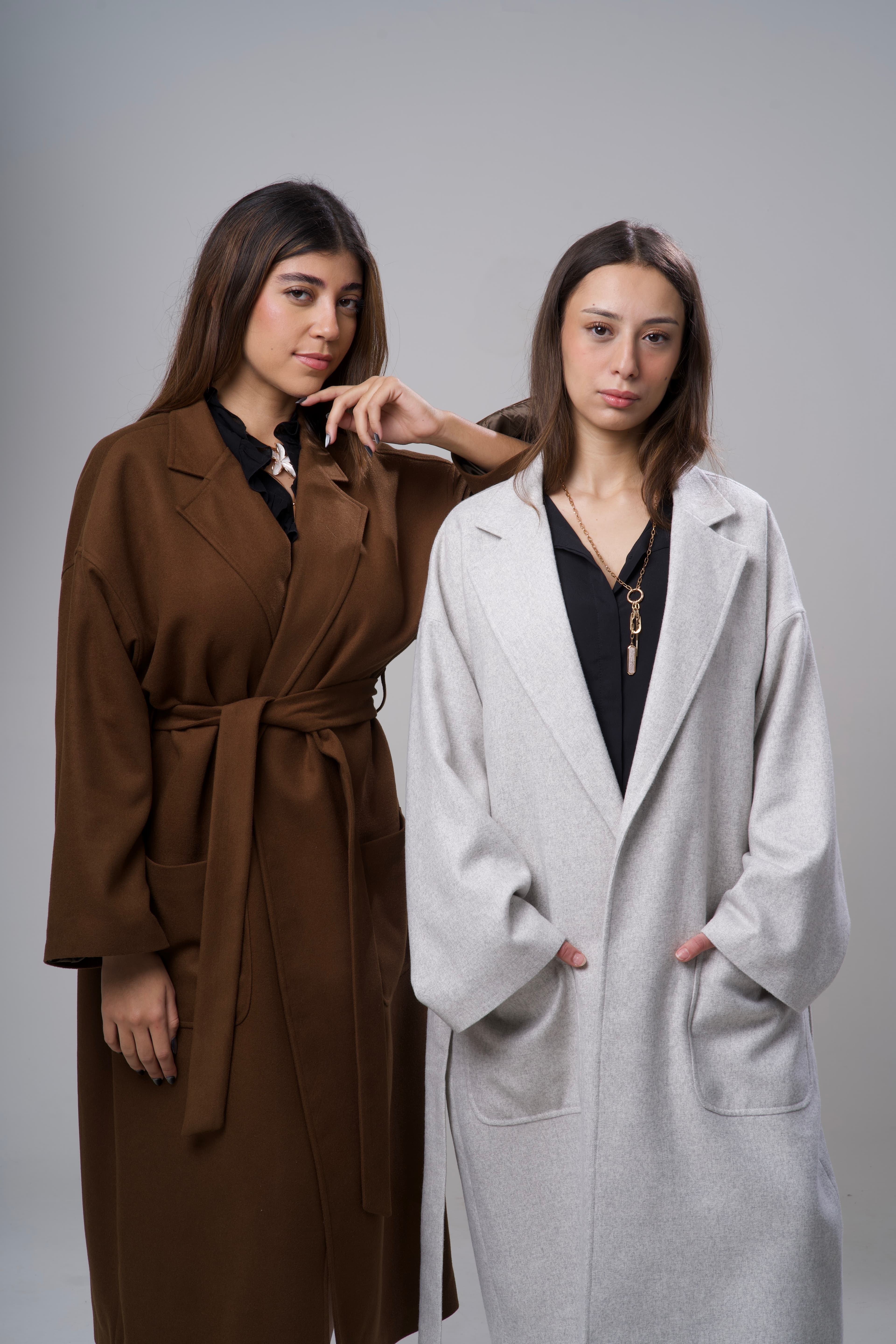 Femme de Pouvoir — No.2